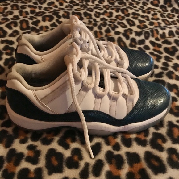 second hand nike shoes